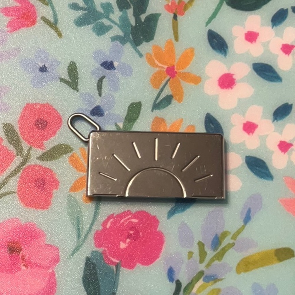 hermes necklace charm